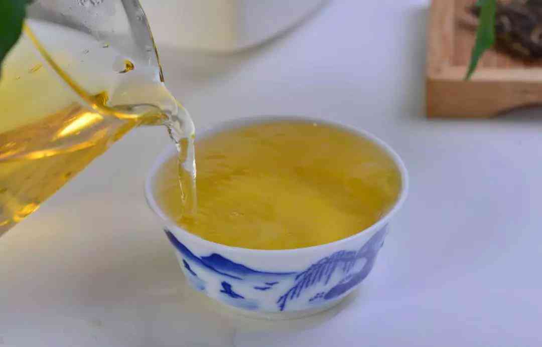 深度解析普洱茶碳化现象及其对熟茶饮用体验的影响