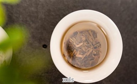 普洱熟茶和白茶能否一同冲泡？如何正确搭配泡制？