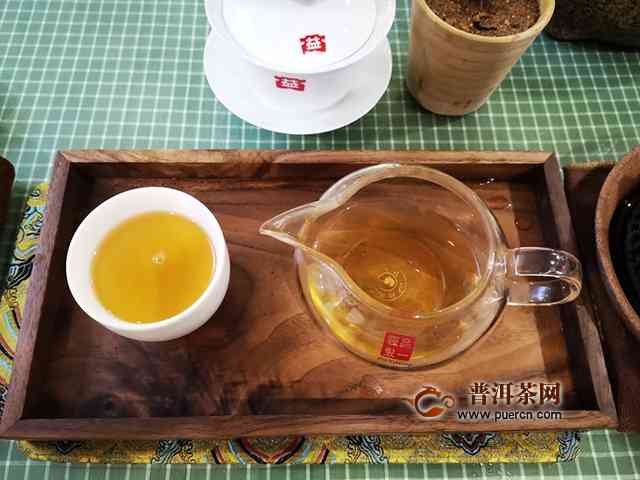 黄金芽普洱茶的价格与功效：限量版特点，茶叶作用，独特魅力