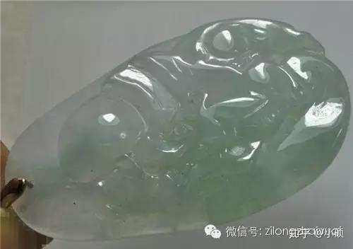 新玉石在高温下油润变化：探讨其原理与影响因素