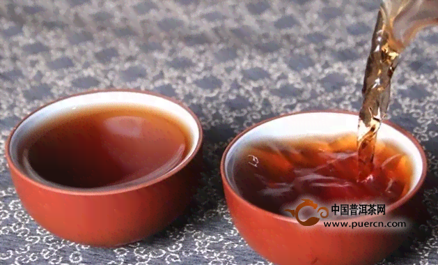 喝完陈皮普洱茶放屁正常吗？喝完普洱茶后放屁多且臭，这是怎么回事？