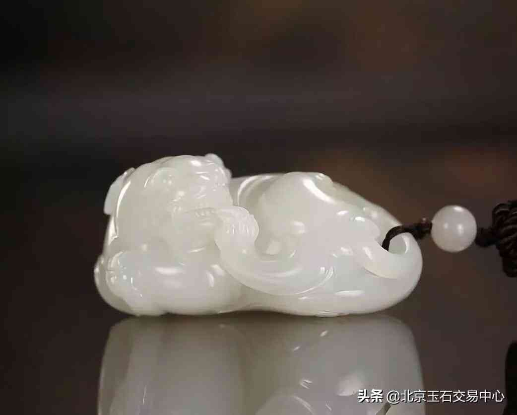 '牛年辟邪保平安：更佳玉器推荐'