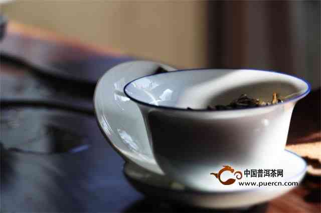 岁月普洱茶多少钱：醇香古韵，年轮价格解析