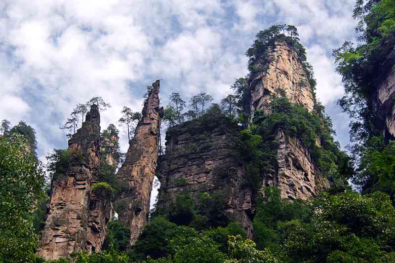 张家界旅游景点推荐：探秘神秘的玉石文化之旅