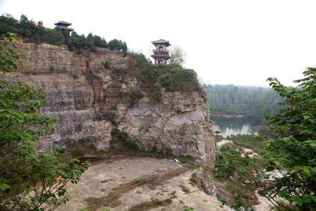 柯坪县美丽景区：自然风光、文化古迹、旅游胜地