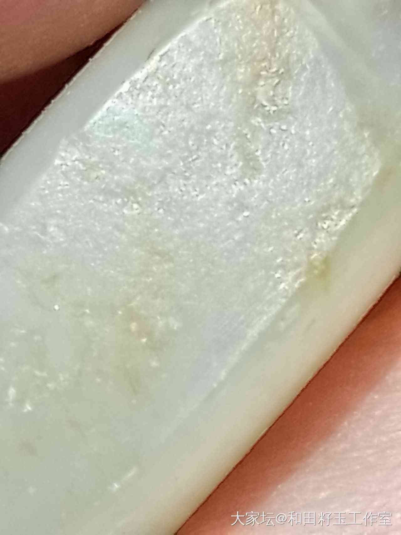 和田玉石粉在玉器制作中的运用及其合成工艺详解