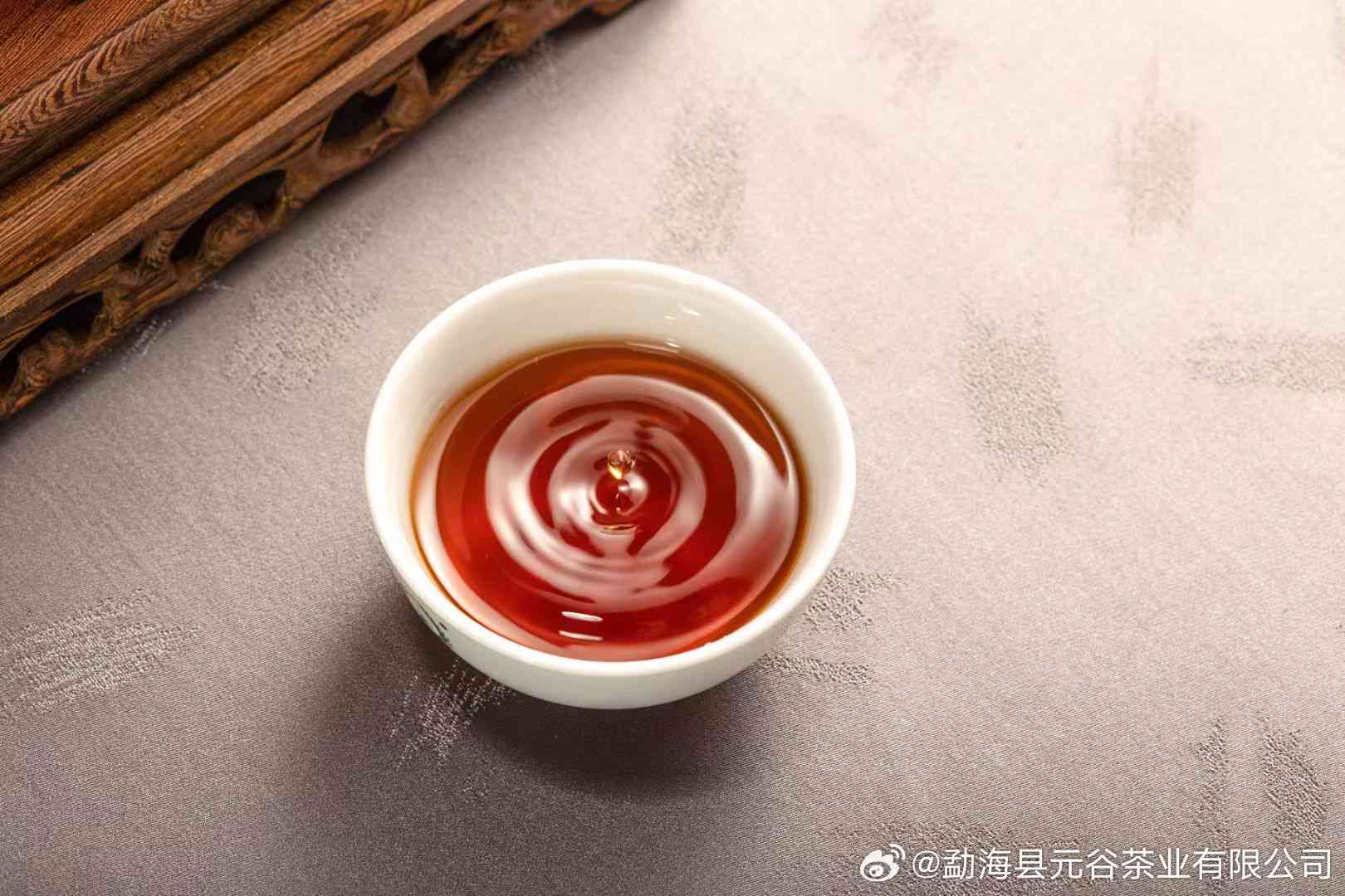 海龙普洱茶膏：全效护肤，天然呵护