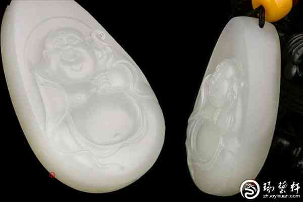 和田玉弥勒佛摆件吊坠及挂件价格详解：一款佛教文化的珍贵瑰宝