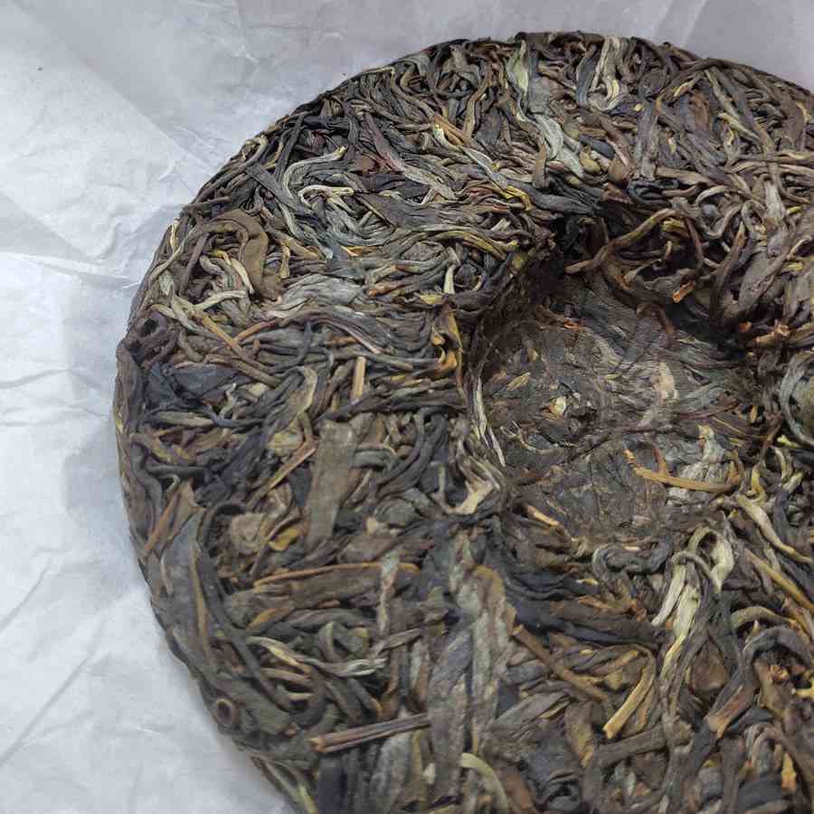 普洱茶生态茶砖薄荷塘1000g:生态普洱茶砖，薄荷塘品种，1000克装。