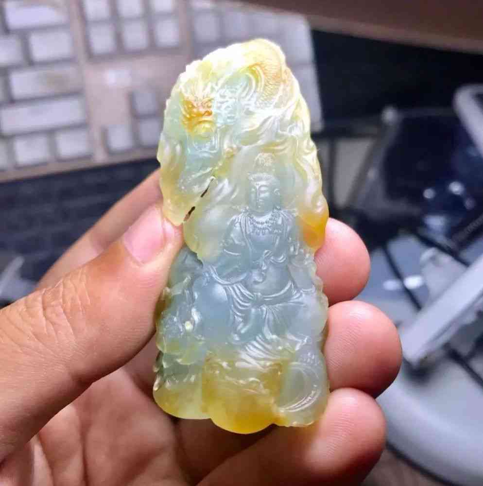 金丝玉半山半水玉好吗