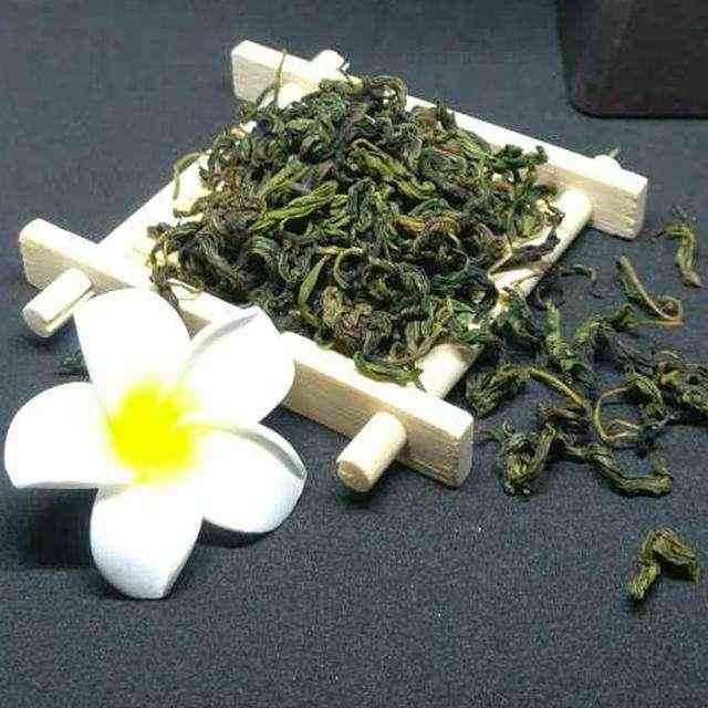 普洱茶与丁香茶的味觉对比：哪个更适合你的口感需求？