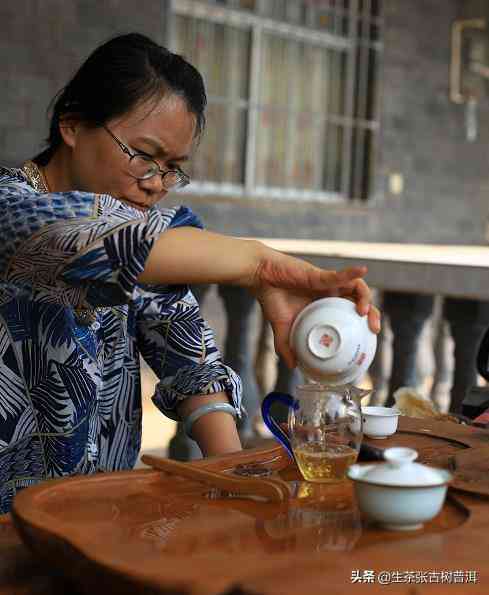 云南原生态普洱茶：青叶的独特韵味与健益处