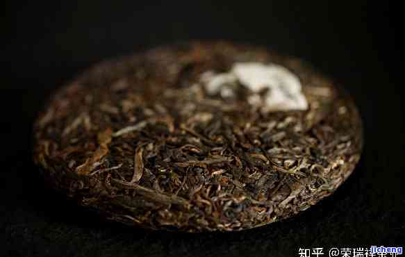 普洱茶受潮了怎么处理？可以使用吹风机吗？如何确保茶叶的品质和口感？