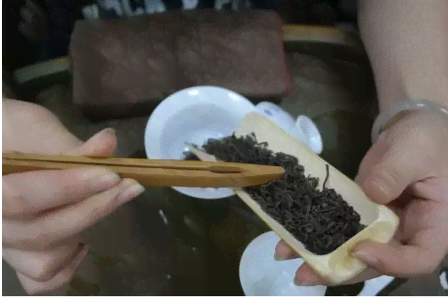 云南大叶种晒青茶：从大益普洱茶到全面了解其品质、制作工艺与功效