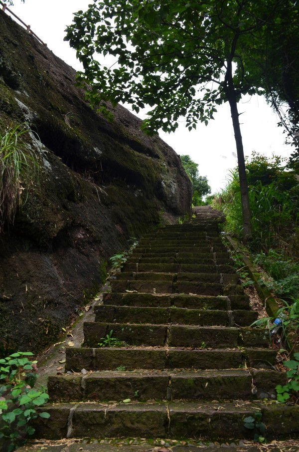 道人山线路：步路线、地点与传说揭秘，能否开上去？