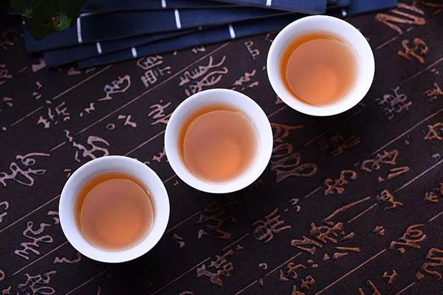 仓顺普洱茶：云南广东两产地，品味独特老仓普洱茶的醇厚仓味