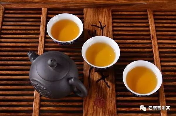 白玉菩提与普洱茶搭配泡饮：如何制作与品鉴这种独特的茶艺组合？