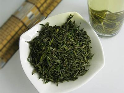 黄龙茶价格：黄龙茶叶功效与作用，多少钱一斤？