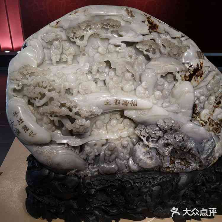 玉龙翔玉器博物馆卖和田玉吗