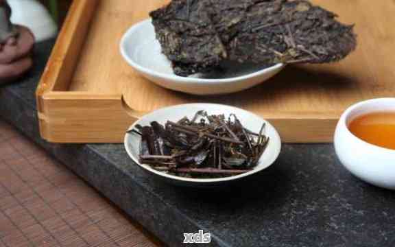 熟普洱茶的区别：生普洱、六堡茶、安化黑茶与老茶头的差异及功效