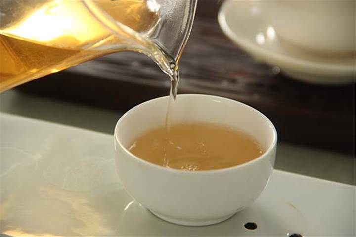 勐库茶区千年古树普洱茶：自然醇厚的岁月印记