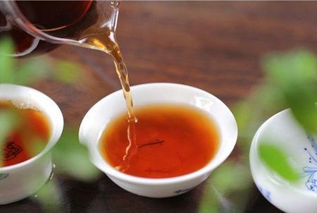 云南普洱茶熟茶：一种独特的发酵茶品，品味历与文化的醇厚之味