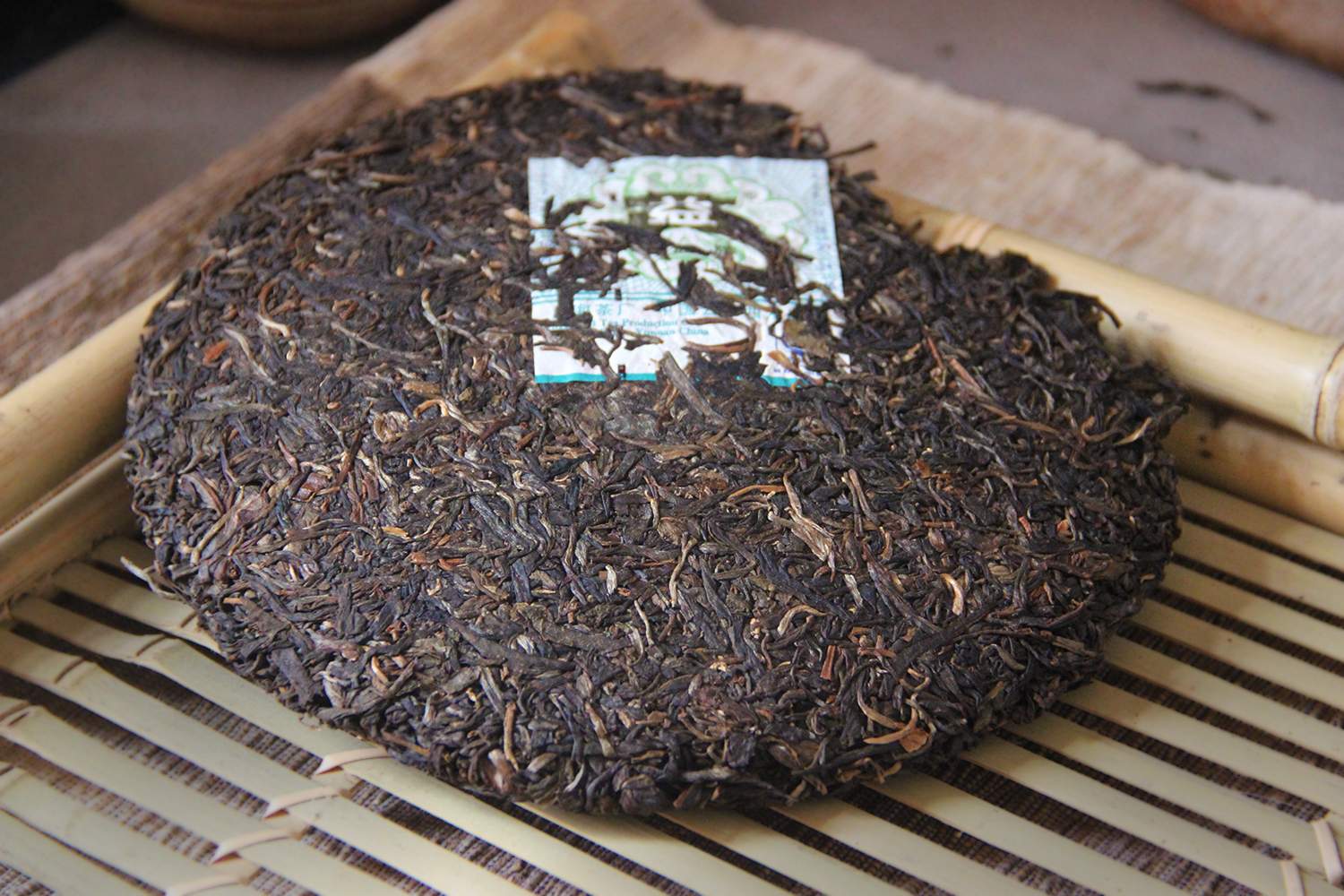 普洱茶357g:一款独特茶叶的由来、制作工艺及其品质特点详解