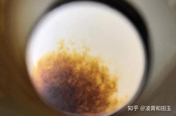 新和田玉染色是否可逆？用热水处理能恢复原色吗？