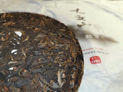 小青柑普洱茶新茶好还是陈茶好：生熟区别探讨