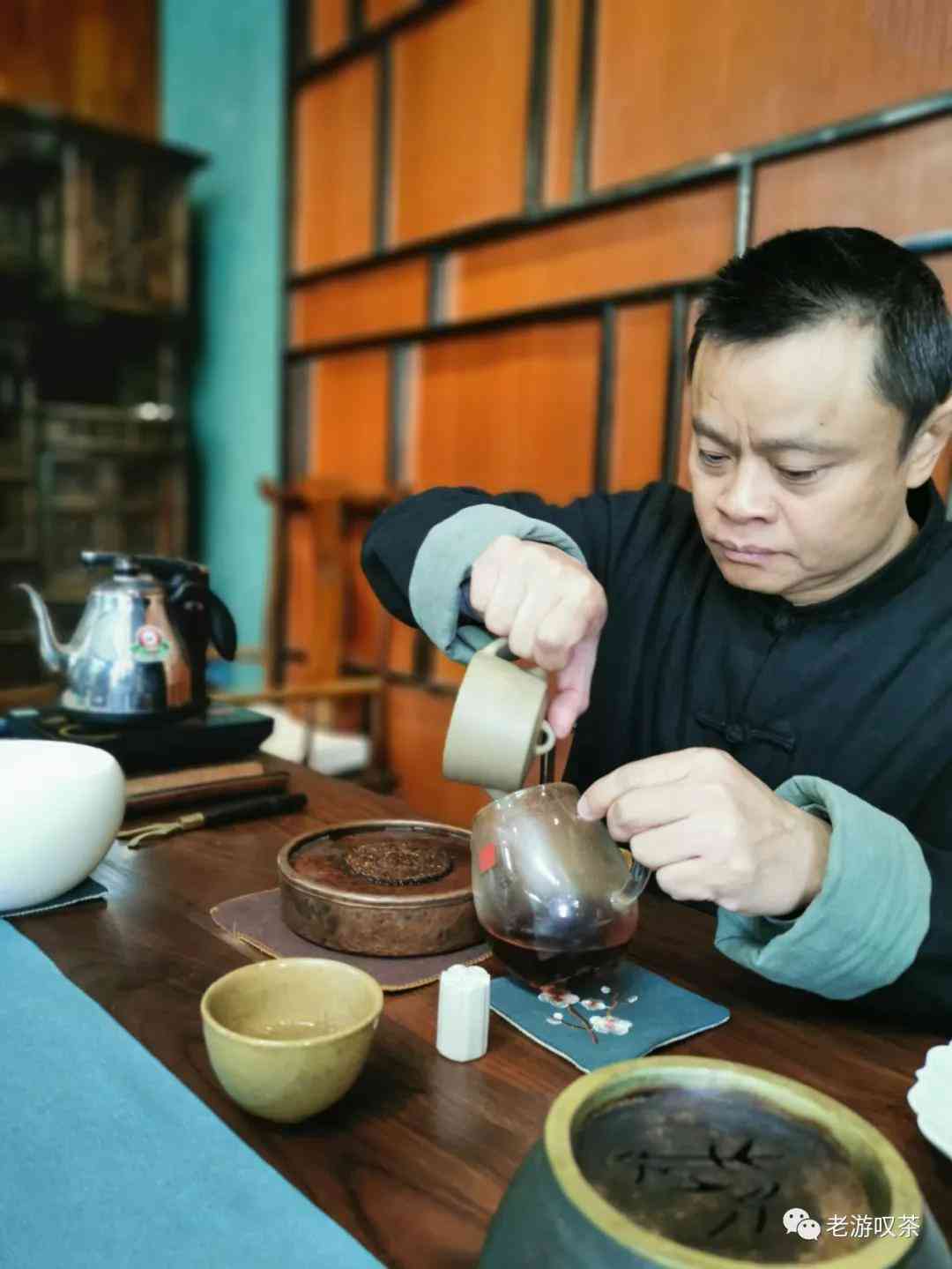 全面了解普洱茶熟茶曼松价格表：从品种到一应俱全的价格信息