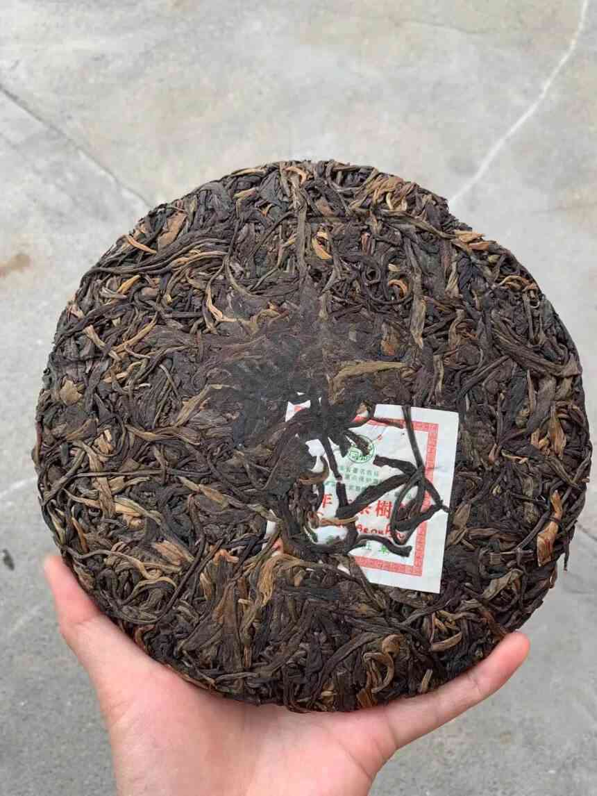 干仓普洱茶生茶