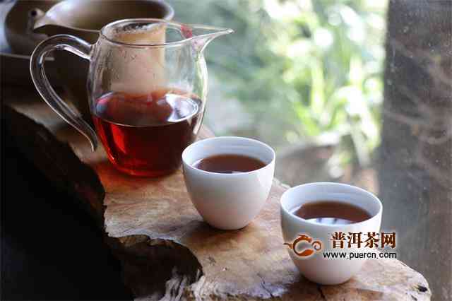 紫芽熟茶：普洱茶的健益处、品饮技巧与文化传承