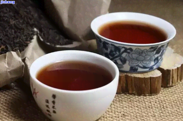 普洱茶的三大茶种全面解析：生茶、熟茶与青茶，让你了解普洱茶的精髓