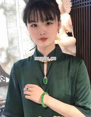 翡翠可以给女儿戴吗