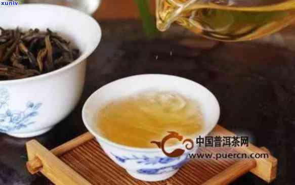 关于十元普洱茶散茶：品质、口感和适宜饮用方法的全面解析，能否放心饮用？