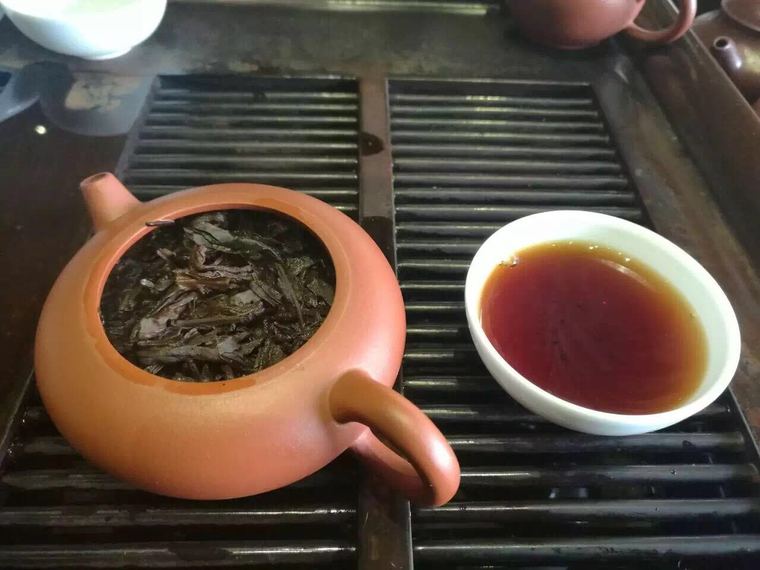 悠乐山红印普洱茶