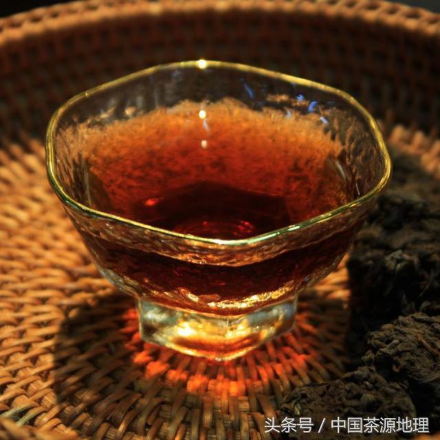 普洱生茶炒青：度、制作、晒青与青茶的区别