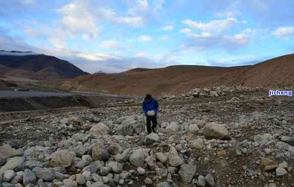 青海昆仑山玉石矿山：探秘世界著名的玉石资源与开发利用