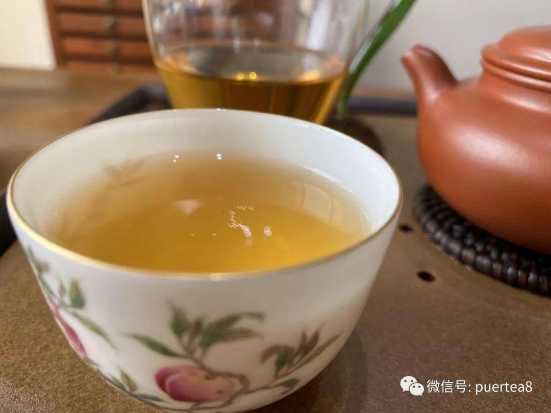 老曼峨茶品系列价格详解，带你了解不同种类的价格差异与性价比分析