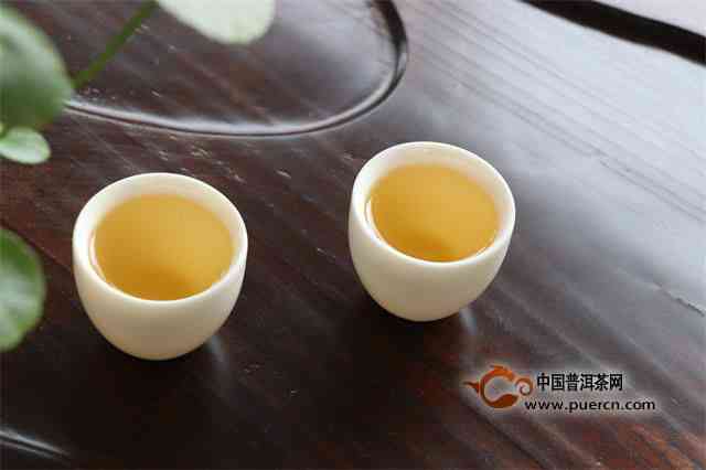 普洱茶与棉絮搭配的独特美味：煮法与技巧，让你一次get到！