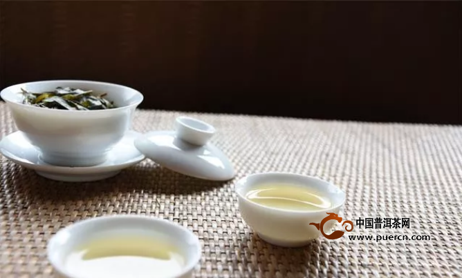 春茶普洱茶茶叶的特点、功效与特征