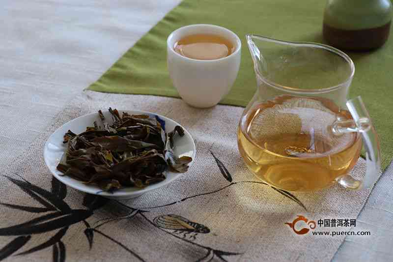 新 '使用普洱茶泡制绿豆饼： 品茗体验的全攻略'