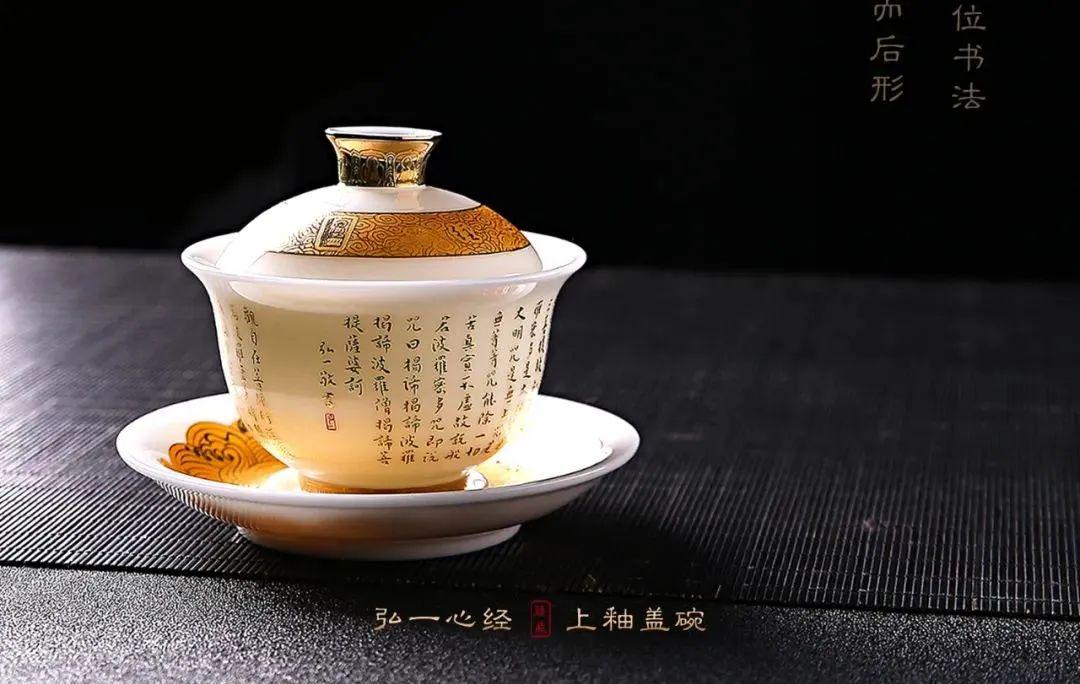 德化羊脂玉瓷的优缺点及茶具介绍：喝茶好吗？价格及安全性探究