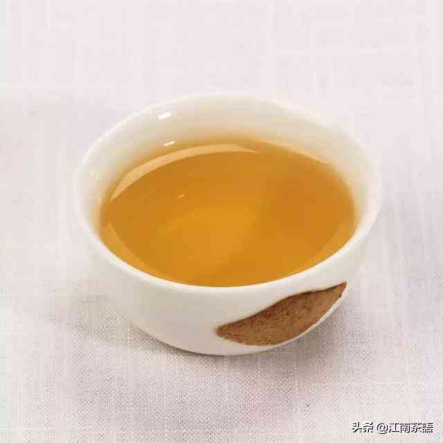 云南特产绿茶：古树青茶的醇厚与独特风味