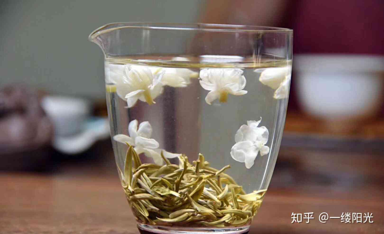 新 '探索普洱茶生茶茉莉花香的独特魅力：喝过之后的感受如何？'