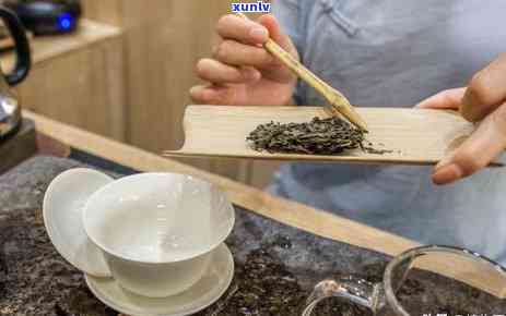 普洱茶：重量测量方法与步骤详解，让你轻松掌握专业术语