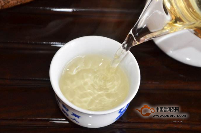 茗众的普洱茶怎么样：云南茗众普洱茶口感醇厚，回生津，品质优良。