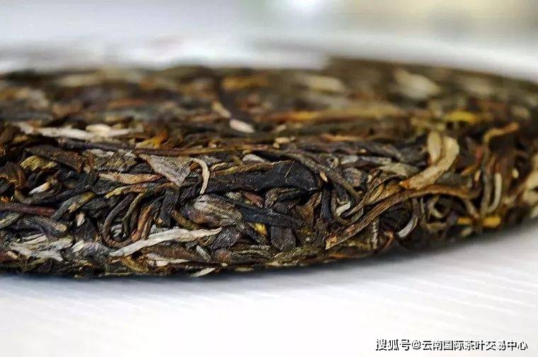 普洱茶每一年的价格都一样吗？为什么？