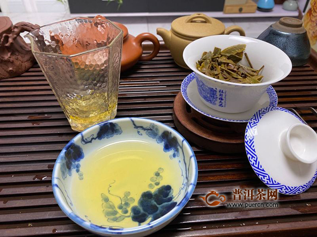 新 2011年兴海雀班章圆茶：独特风味与精工艺的完美结合