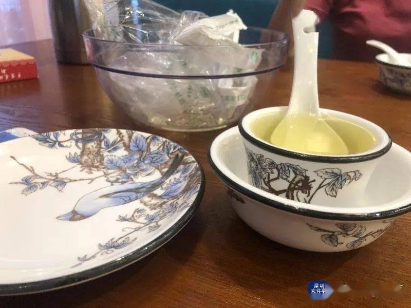 '西莜面村茶包成分及费用详解：含茶位费和茶水介绍'